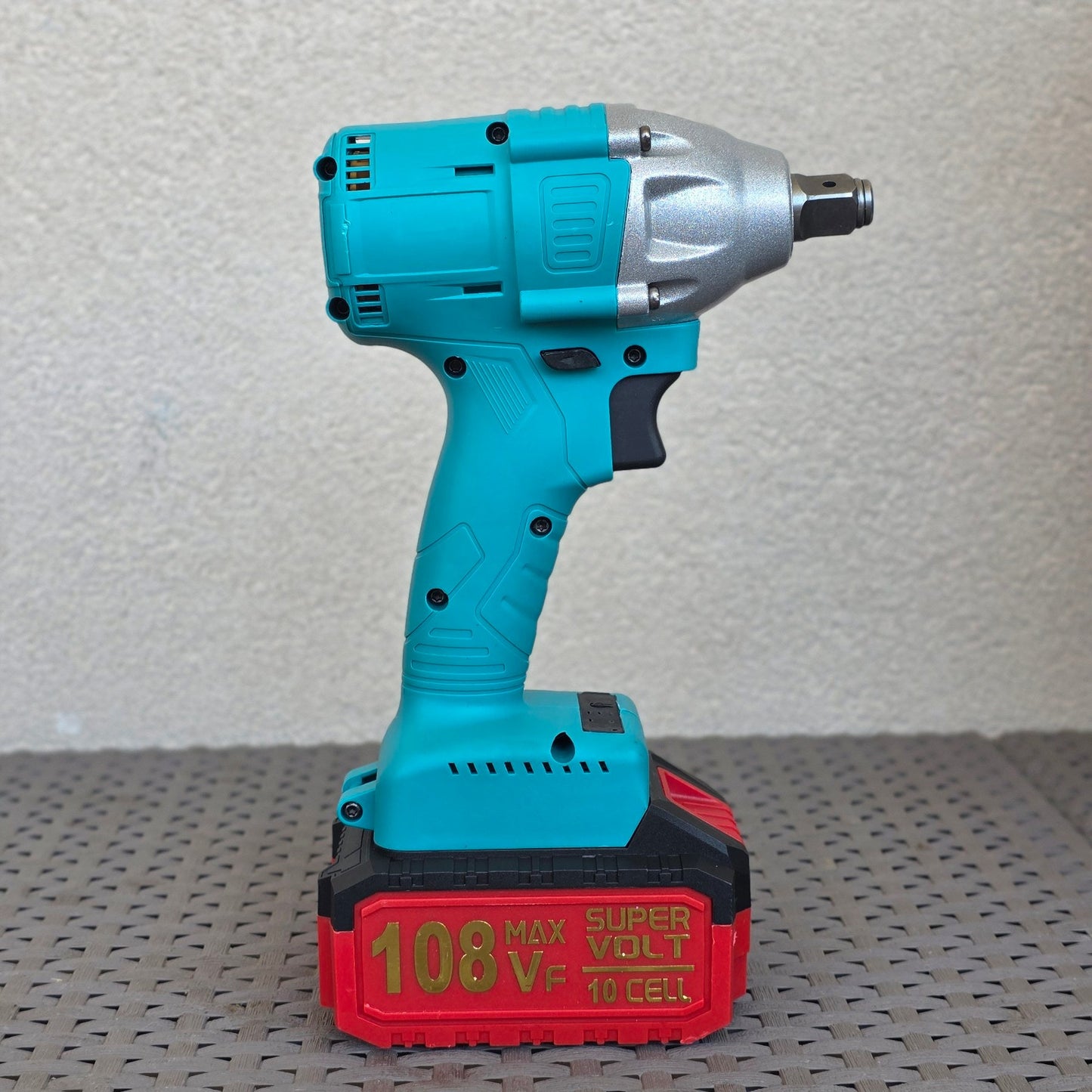 Aku udarni odvijač – 108V