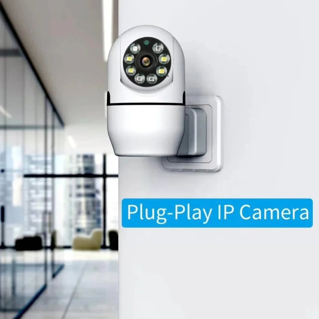 WI-FI rotirajuca kamera sa utikacem za struju